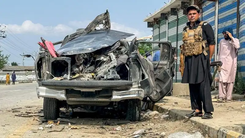 Pakistan'da Şok Eden Patlama: Dört Hükümet Yetkilisi ve Polis Memuru Hayatını Kaybetti
