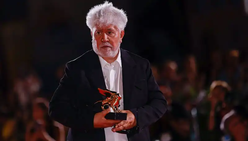 Almodóvar, Gazze İçin İspanyol Hükümetine Çağrıda Bulundu