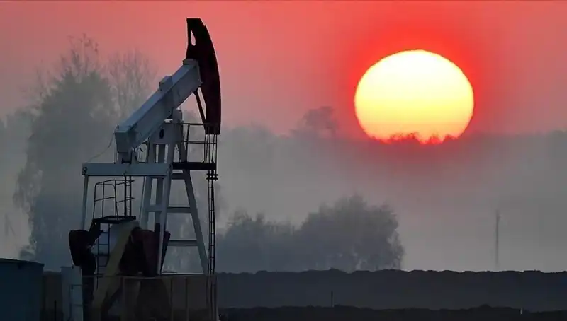 ABD’nin Petrol Sondaj Kuleleri: Düşüş Nedenleri ve Sonuçları
