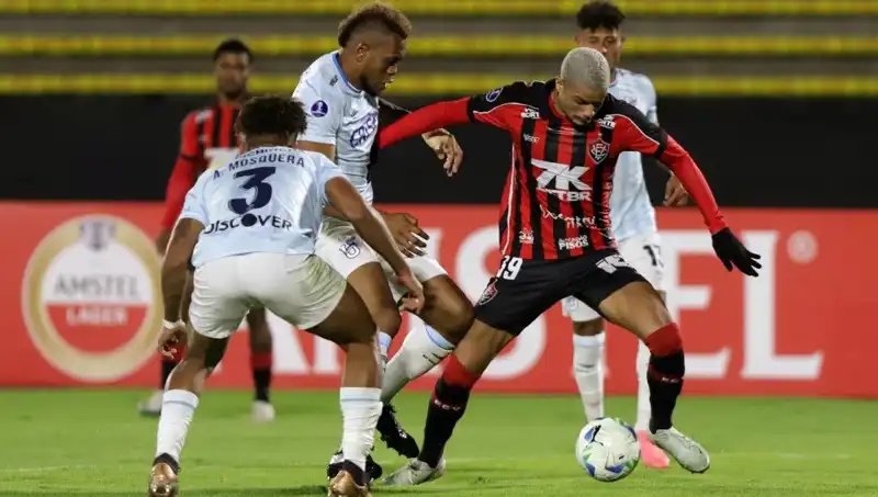 Transfer Olmasının Ardından Ameliyata Alınan Futbolcu Kimdir?