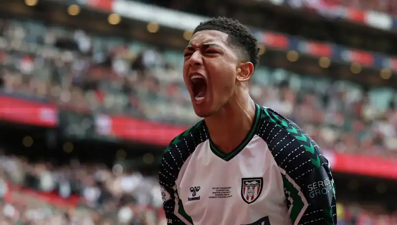 Jobe Bellingham Dortmund'a Transfer Oldu: Genç Yıldızın Yeni Sayfası