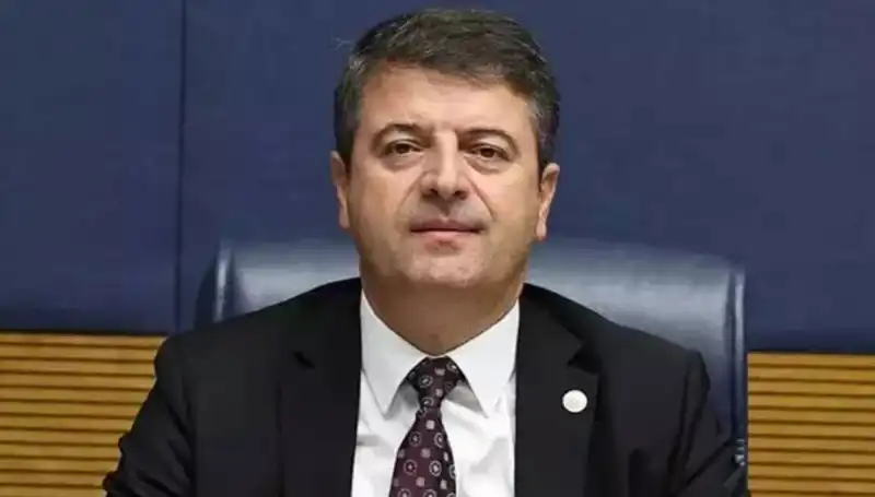 Adıyaman Belediye Başkanı Abdurrahman Tutdere Görevine İade Edildi, Şehir Yeniden Canlanacak!