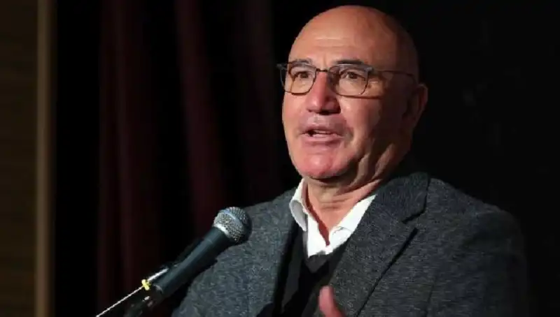 Sosyal Medyanın Gözdesi: Mahmut Tanal Kimdir, Nerelidir?