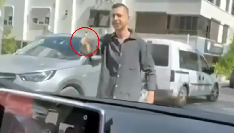 Kadınlara Silah Doğrultan Sürücüye İlişkin Şok Edici Yeni Gelişmeler