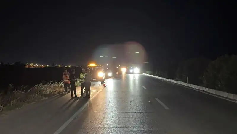 Adana'da Üç Araçlık Zincirleme Trafik Kazası: Olayın Ayrıntıları!