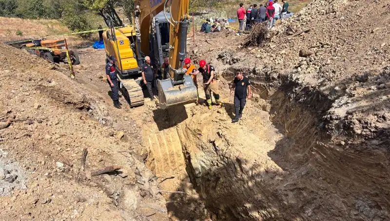 Manisa'da Havuz Kazısı Korkunç Bir Tragedyaya Yol Açtı: İki Can Gitti