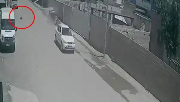Otomobil Çocuğa Çarptı, Şoför Olay Yerinden Kaçtı: Yeni Gelişmeler