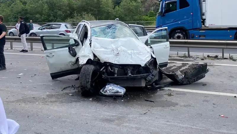 İki Aracın Karıştığı Kazada 3 Kişi Yaralandı: Son Durum Nedir?