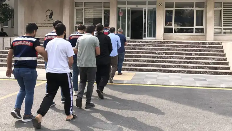 Türkiye'de DAEŞ'e Yönelik 7 İlde Geniş Çaplı Operasyon: 2 Şahıs Tutuklandı