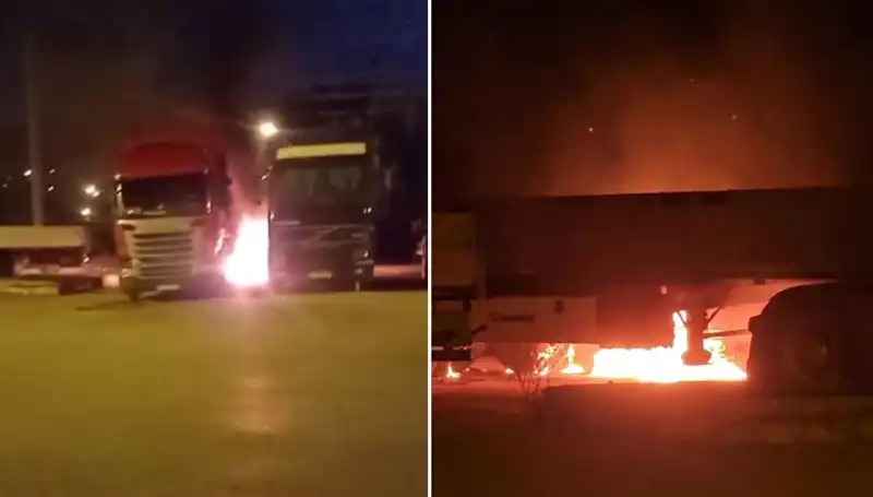 Park Halindeki Tırları Kasten Ateşe Veren Şahıslar Kameralara Yakalandı