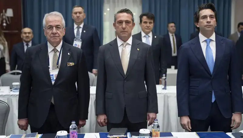 Fenerbahçe'de İmza Rekoru: 2023 Sezonunda Kaç Oyuncu Katıldı?