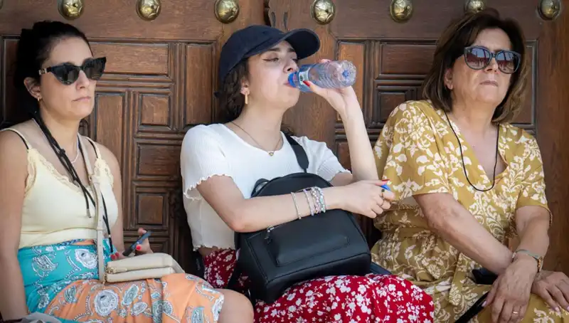 Türkiye’de 23 İlde Termometreler 40 Dereceyi Geçti: Sıcak Hava Tehlikesi!