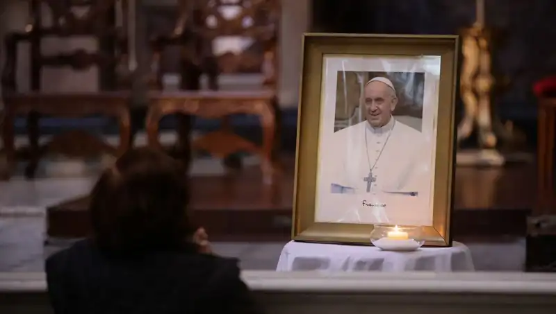 Papa Francis'in Vasiyeti ve Cenaze Töreniyle İlgili Detaylar Ortaya Çıktı