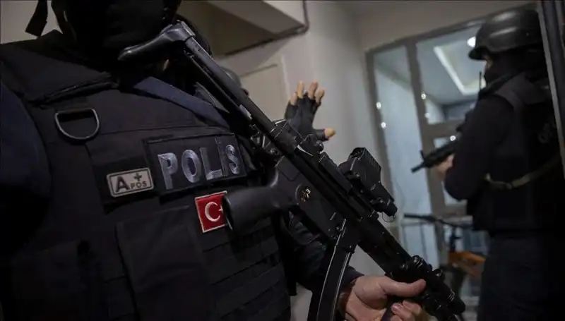Afyon'da Suç Örgütüne Yönelik Büyük Operasyon: 26 Şüpheli Gözaltına Alındı