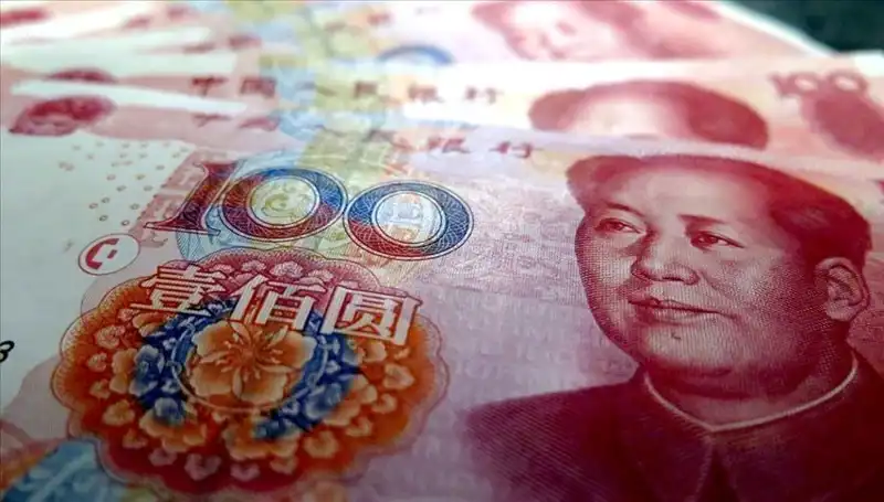 Çin Yuan'ının Değeri Düşerken Ekonomideki Belirsizlikler Artıyor
