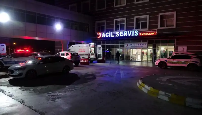 Motosikletli Polis ile Üniversite Öğrencisi Arasında Kaza: Ağır Yaralı