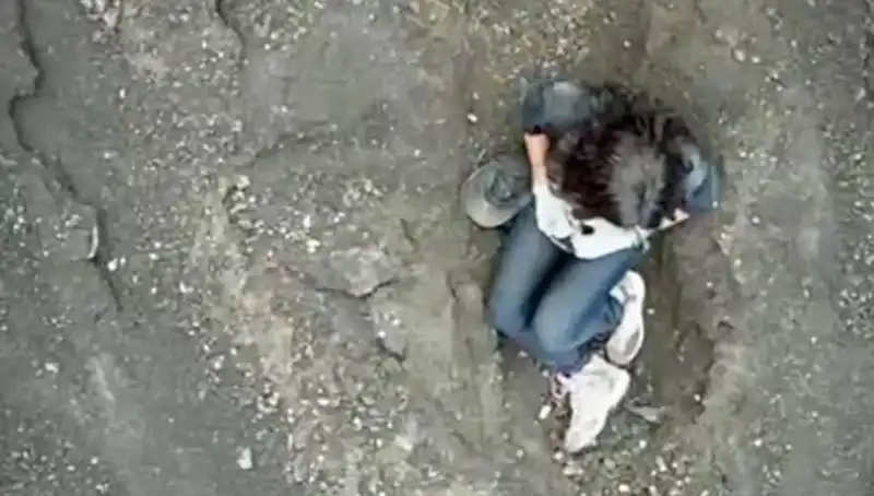 Yanardağ Kraterine Düşen Turist Günler Sonra Bulundu: Olayın Ardındaki Gerçekler