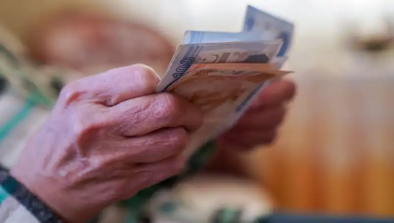 Emekli Bayram İkramiyesi Ne Zaman Yatacak? Tüketici Beklentileri Artıyor