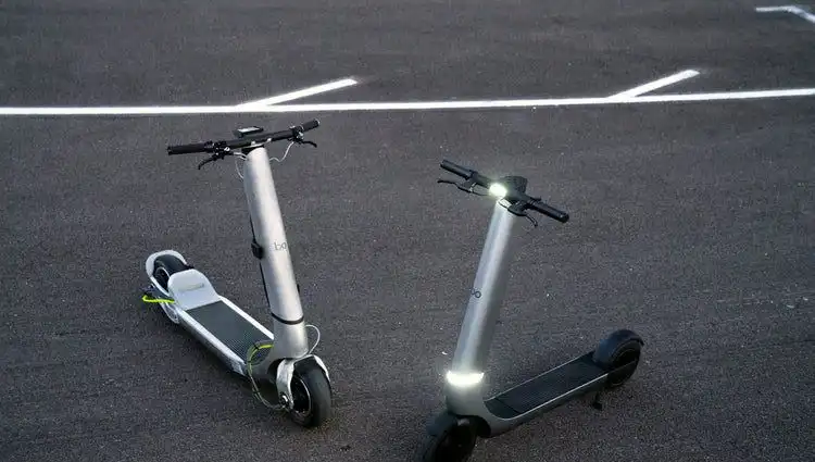 Elektrikli Scooter'da Devrim: Hız Rekorlarıyla Trafikten Men Edildi!