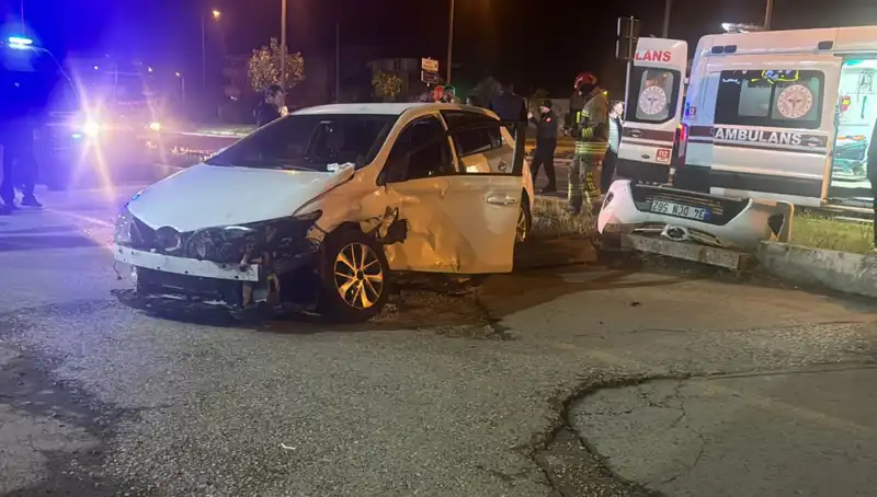 Pikap ve Otomobil Çarpıştı: Olayın Ardındaki Gerçekler
