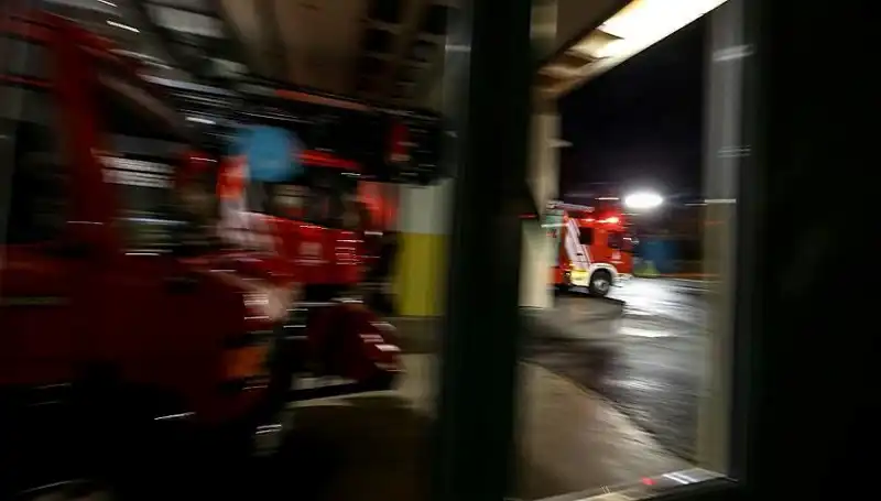 Konya'da İş Yerinde Çıkan Yangın 4 Kişiyi Dumanla Etkiledi