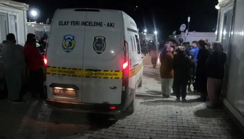 Husumetlilerin Silahlı Kavgası: Sokaklar Kanla Sızladı