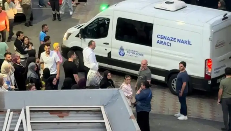 İstanbul'da 3 Aylık Bebeğin Şüpheli Ölümü: Aile ve Yetkililer Soruşturma Bekliyor
