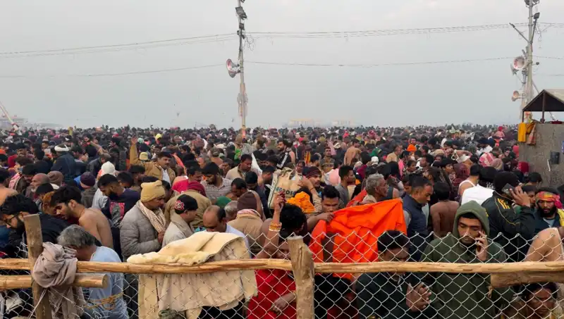Hindistan'daki Dini Festivalde İzdiham: 6 Can Kaybı, Yaralılar da Var