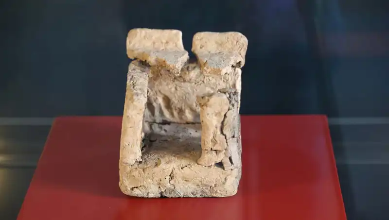 Diyarbakır Müzesi'nde Dünyanın İlk Maket Ev Yapısı Sergilendi