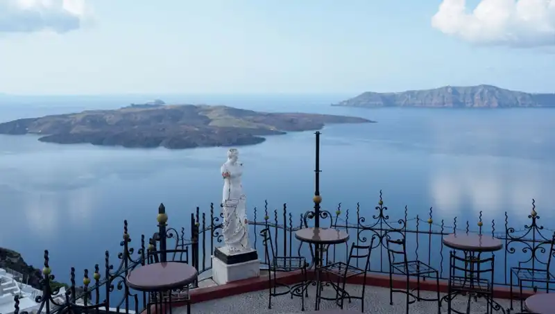 Santorini'nin Kaderi: Adanın Sulara Gömülmesi Tehlikesi