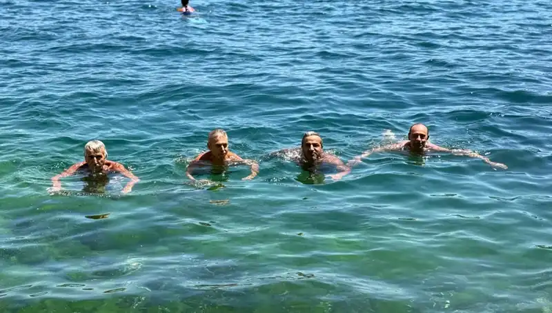 Yazın İlk Sıcak Günleri: Termometre 36 Dereceyi Gösterdi, Sahiller Doldu Taştı!