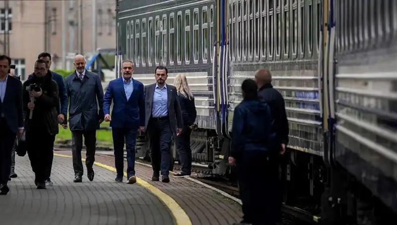 Dışişleri Bakanı Fidan Ukrayna’yı Ziyaret Etti: Stratejik Gelişmeler Neler?