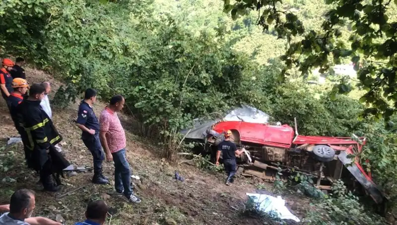 Fındık İşçilerini Taşıyan Araç Şarampole Yuvarlandı: Can Pazarına Dönüşen Kaza